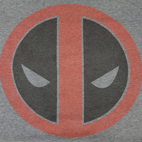 Old Navy Deadpool T-shirt, Large - Picture 3 of 4